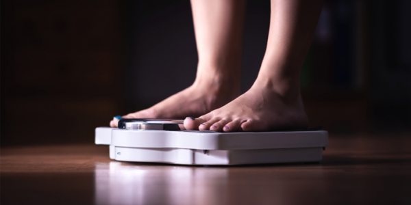 8-reasons-the-scale-says-you-gained-weight-overnight-nikki-kuban-minton